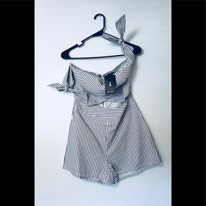 Gently one time used/ never worn chic pieces!